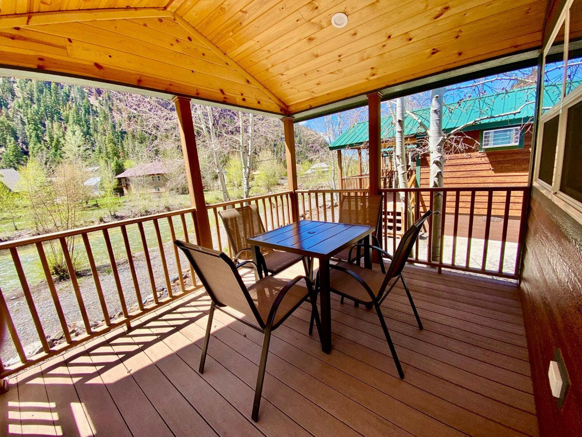 Ouray Riverside Resort - Inn&Cabins Buitenkant foto