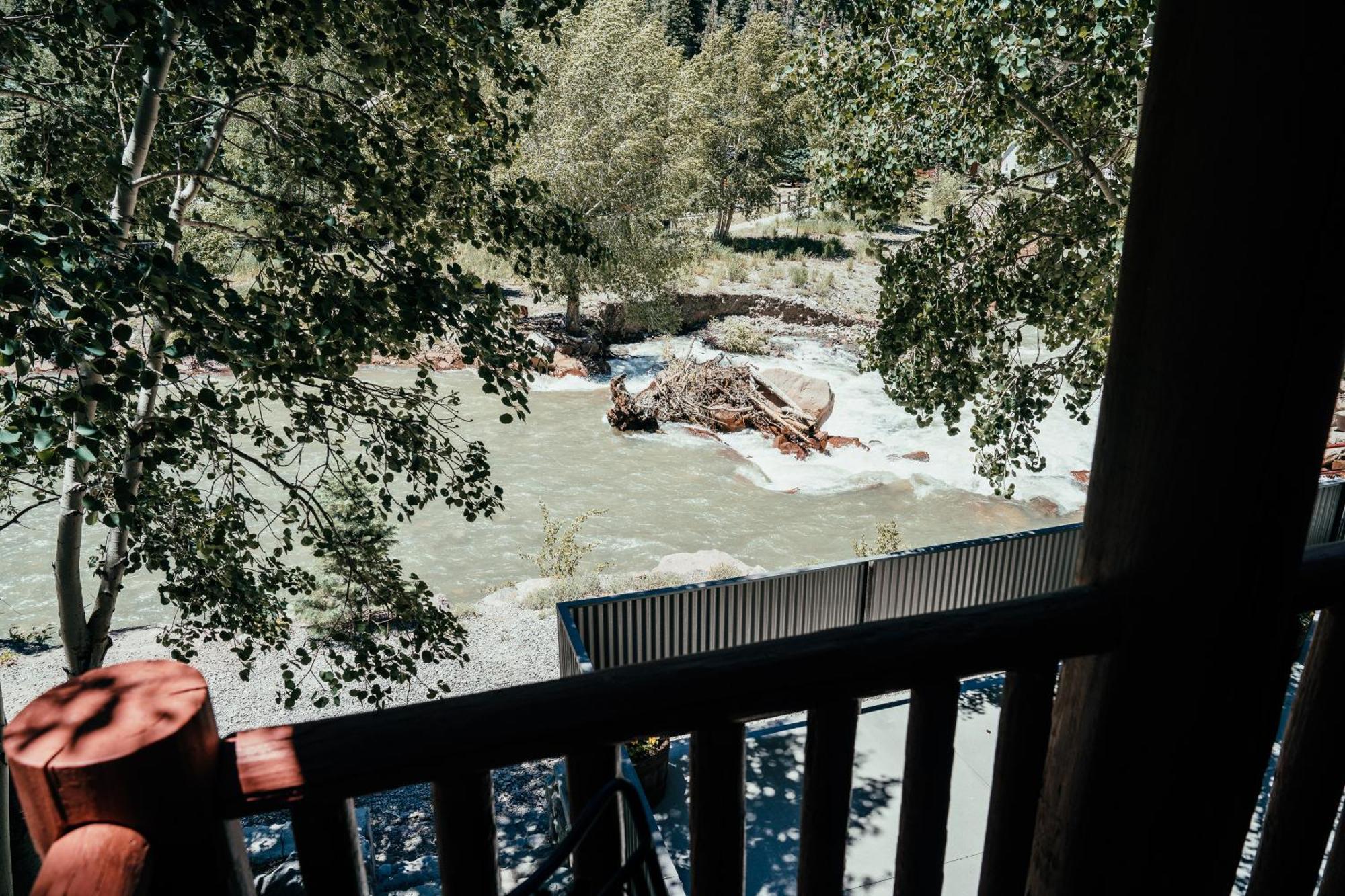 Ouray Riverside Resort - Inn&Cabins Buitenkant foto
