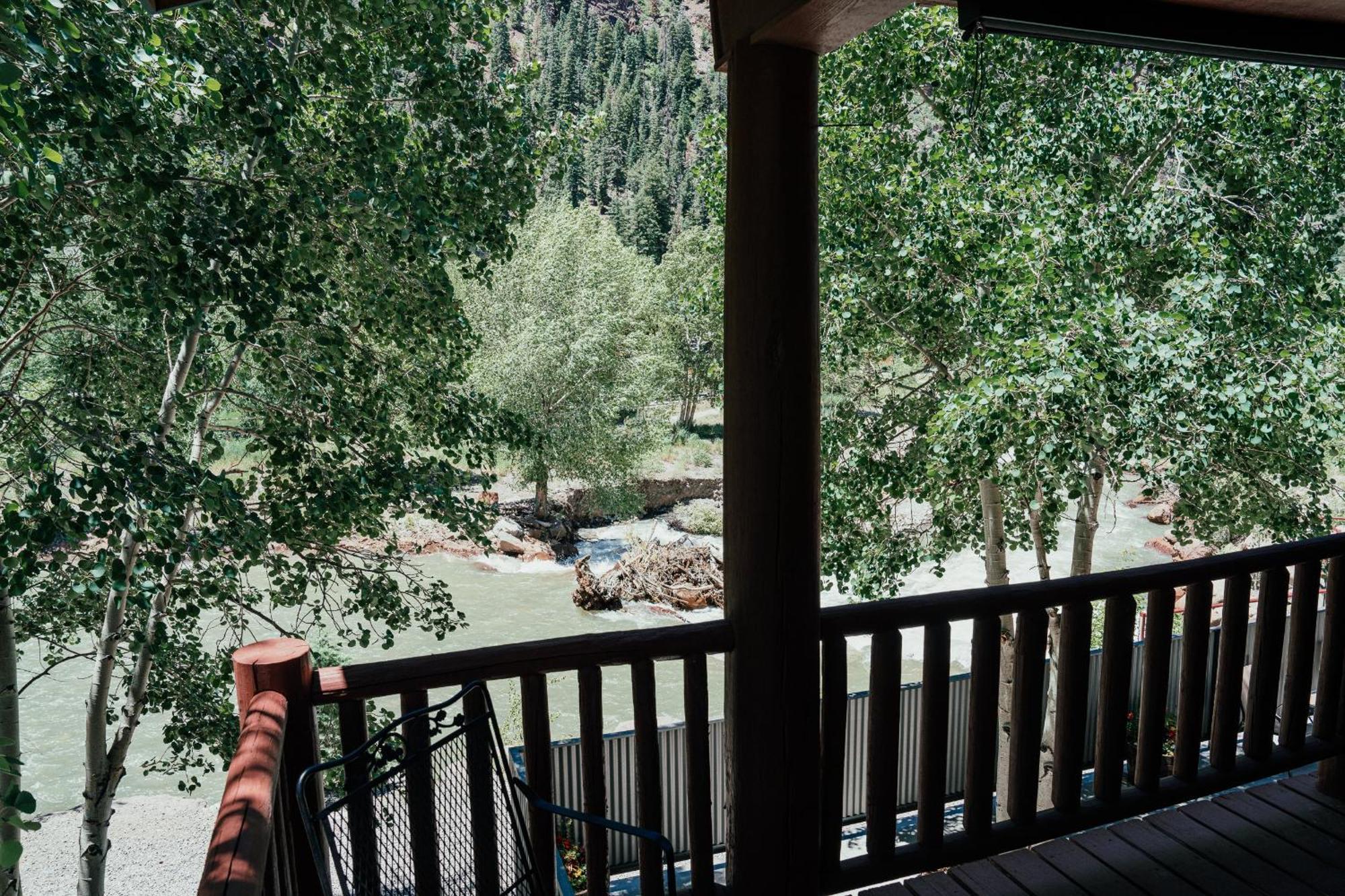 Ouray Riverside Resort - Inn&Cabins Buitenkant foto